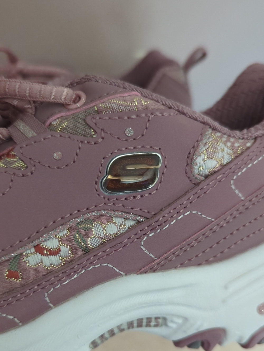 Skechers Women's Mauve-Pink Floral Accent Lace-Up Sneakers